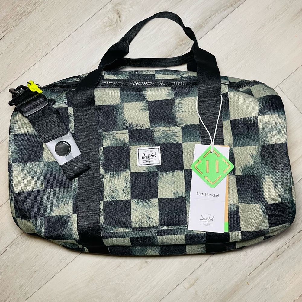 Herschel Classic Little Duffle Bag Checkered NWT - Picture 4 of 6